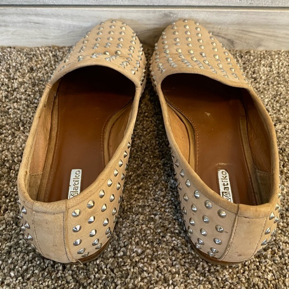 Anthropologie Matiko LANA Studded Flats Beige size 6 - Picture 6 of 7